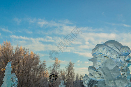 俄罗斯北部城市雪人图片