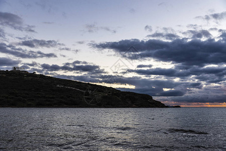希腊东阿提卡海岸日落时图片