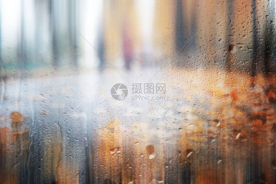 da期间公园的背景秋雨图片