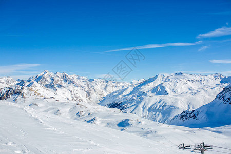 冬季下午雪山照图片