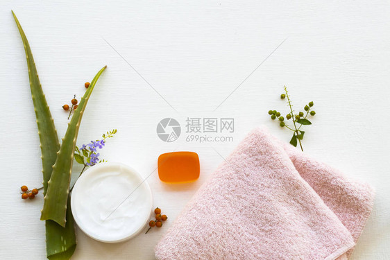 天然草本舒缓霜香气面膜提取物芦荟保健用草本皂图片