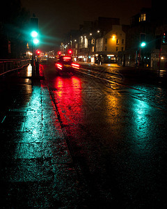 Edinburgh夜间交通苏图片