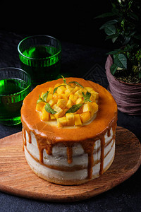 手工做的自制蛋糕节日的芒果蛋糕图片