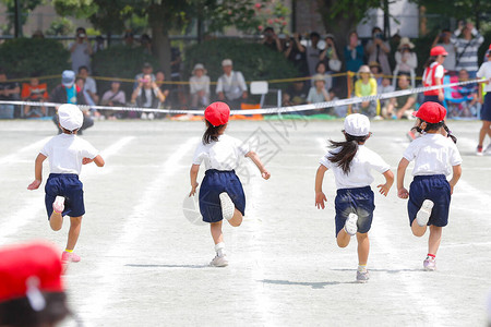 迪马济奥：斯帕莱蒂愿意与尤文签约到赛季结束，进欧冠自动续约