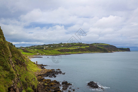 爱尔兰黑头海崖图片