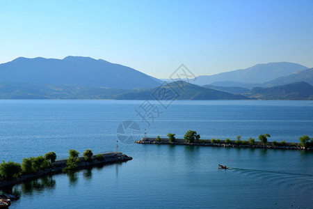 Egirdir湖是土耳其第二大淡水湖图片