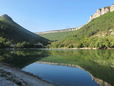 落基山脉上风景如画的风景图片