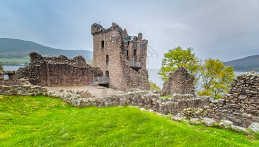 苏格兰厄克哈尔特城堡图片