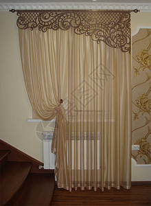 房间内部的窗帘和薄纱图片