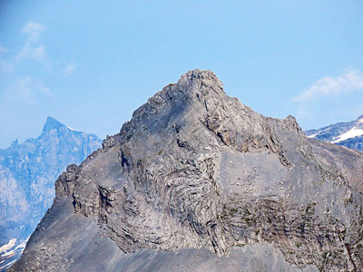 Alps山群的阿尔卑斯峰地Grausstock图片