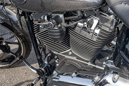 摩托车的引擎有铬详图片