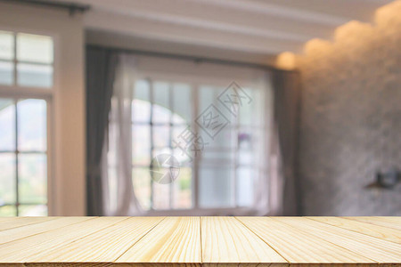 酒店度假村客厅室内设计的空木桌面图片
