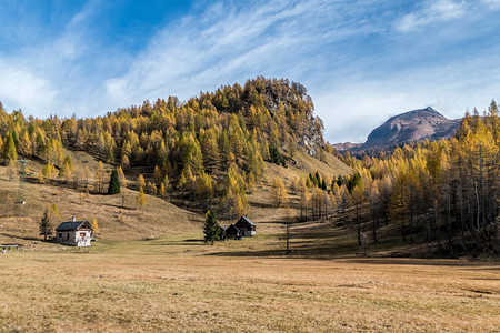 山上小村庄Crampioolo的AlpeDeber图片