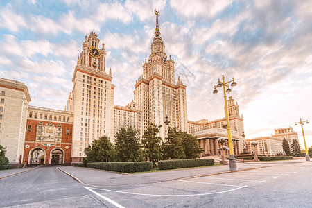 罗蒙诺索夫莫斯科国立大学的宏伟建筑斯大林帝图片