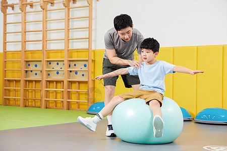 顶级出球中卫？格雷茨卡vs门兴持球推进等4数据创本赛季德甲纪录