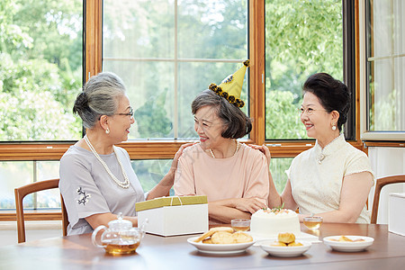 老年人生日聚会庆祝图片