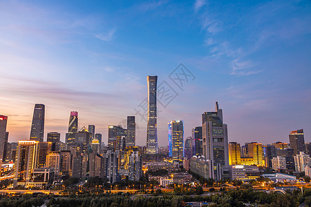 北京国贸cbd夜景中国尊图片