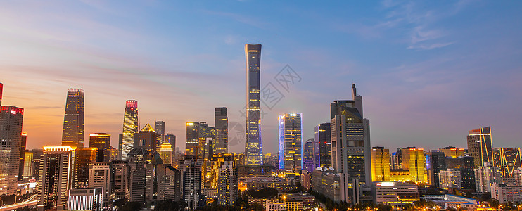 北京国贸cbd夜景中国尊图片