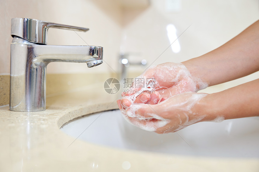 卫生间洗手清洁特写图片