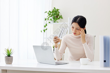 职场女性生病头晕背景图片