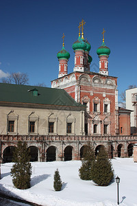 俄罗斯莫斯科彼得罗夫斯基高等修道院圣塞尔吉乌斯寺庙图片