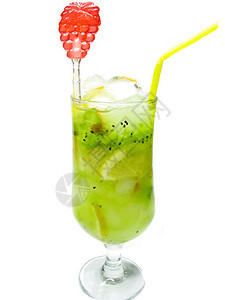 热带鸡尾酒饮料用冰猕猴桃和薄荷图片