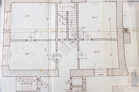 旧描图纸上的建筑计划图片