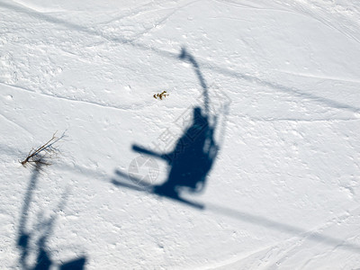 阿尔卑斯山的滑雪场图片