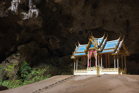 泰国SamRoiYot山洞图片