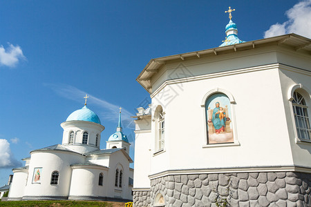 俄罗斯Tervenichi中间修道院努图片