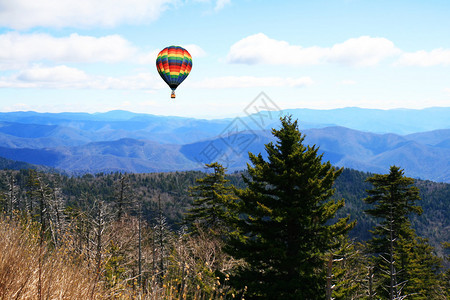 清晨大烟雾山公园GreatSmokyMountMountainState背景图片