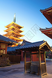 日本红塔位于东京浅草寺图片