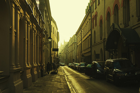 城市历史中心地区古老的克拉科夫街K图片