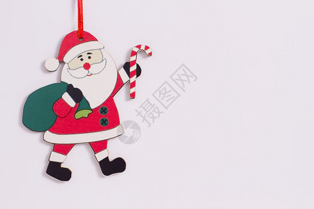 圣诞老人挂在绳子上图片