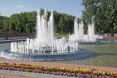 乌兹别克斯坦塔什干独立广图片