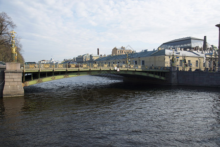 在圣彼得堡过河的桥梁俄罗斯图片