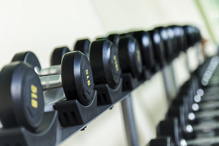 [流言板]帕夫洛维奇：目标成为世界上最好的六号位；第一个偶像是C罗