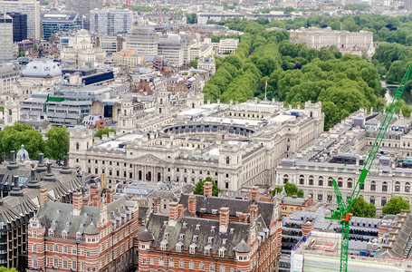 英国伦敦皇家税务和海关大楼空中观察背景图片