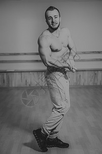 法媒：当前合同明夏到期，法甲升班马巴黎FC渴望签下34岁坎特