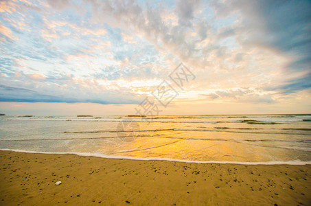 晨光之海背景图片