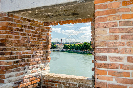 Castelvecchio桥窗口图片
