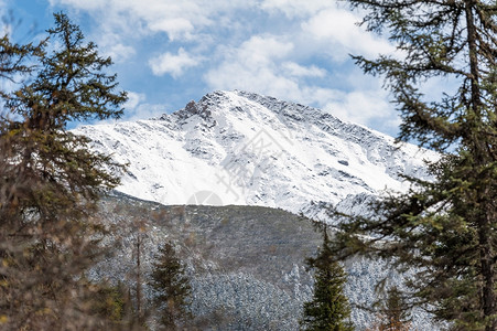 的雪山图片