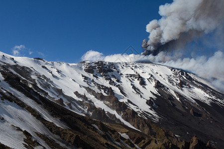 火山埃特纳火山喷发卡塔尼亚图片