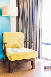 室内卧室的空沙发和椅子装饰图片