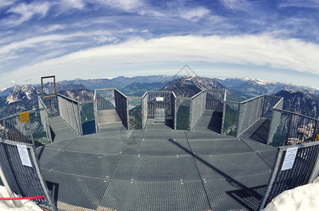 阿尔卑斯山的空五指观光平台图片