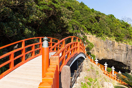 日本的青岛寺桥图片