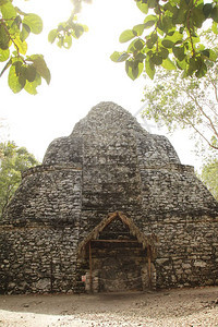 玛雅金字塔墨西哥Chiche图片