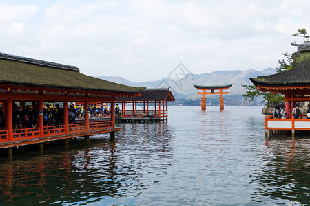 日本传统严岛神社图片