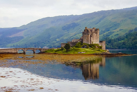 EileanDonanCastleinScotland苏格兰的EileanDonan城堡图片