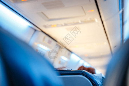 内坐客乘的飞机内部图片